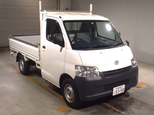 Import and buy TOYOTA TOWN ACE TRUCK 2018 from Japan to Nairobi, Kenya