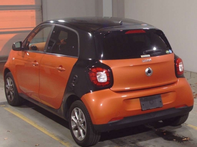 Import and buy SMART FORFOUR 2016 from Japan to Nairobi, Kenya