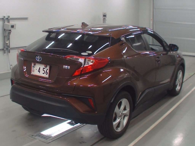 Import and buy TOYOTA C-HR 2016 from Japan to Nairobi, Kenya