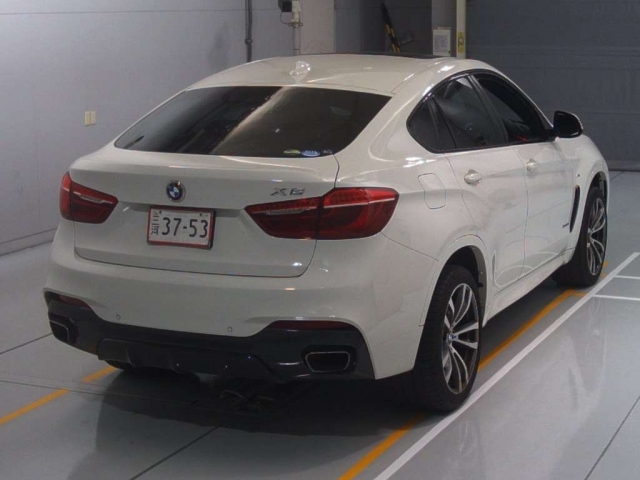 Import and buy BMW X6 2016 from Japan to Nairobi, Kenya