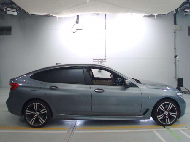 Import and buy BMW 6 SERIES 2020 from Japan to Nairobi, Kenya