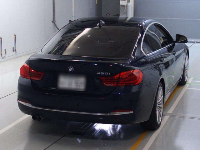 Import and buy BMW 4 SERIES 2018 from Japan to Nairobi, Kenya