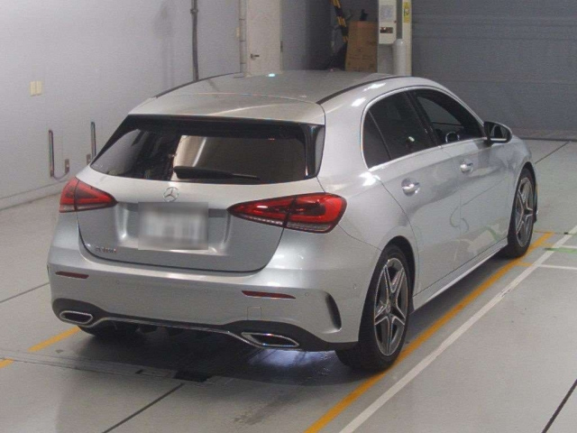 Import and buy MERCEDES BENZ A CLASS 2019 from Japan to Nairobi, Kenya