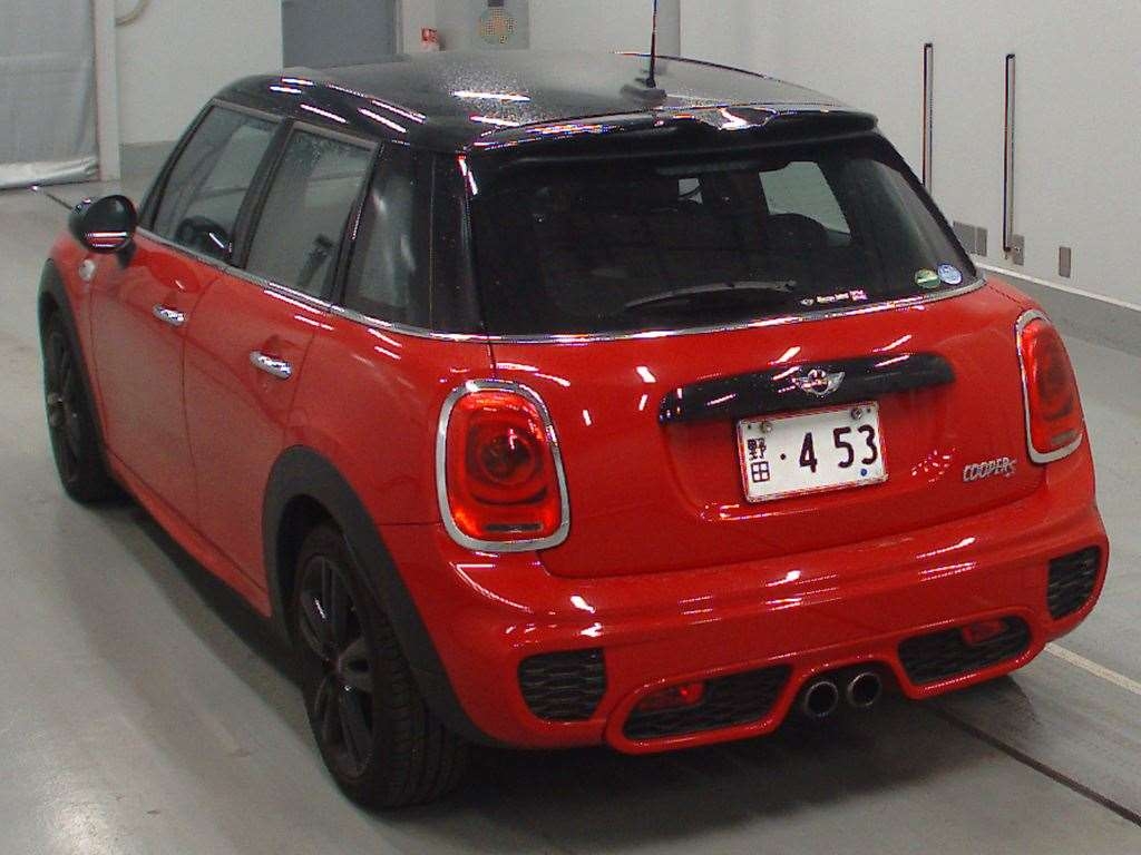Import and buy MINI OTHER 2015 from Japan to Nairobi, Kenya