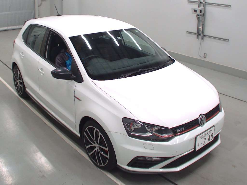 Import and buy VOLKSWAGEN POLO GTI 2015 from Japan to Nairobi, Kenya
