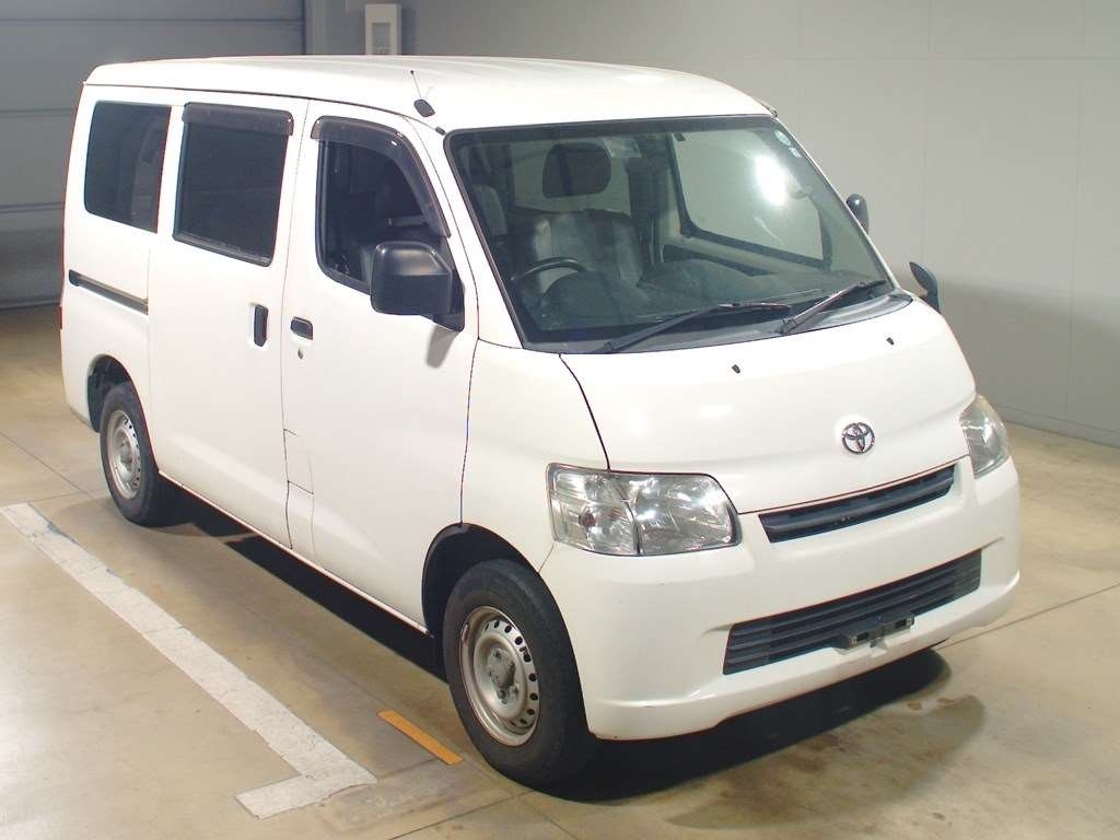 Import and buy TOYOTA TOWN ACE VAN 2016 from Japan to Nairobi, Kenya