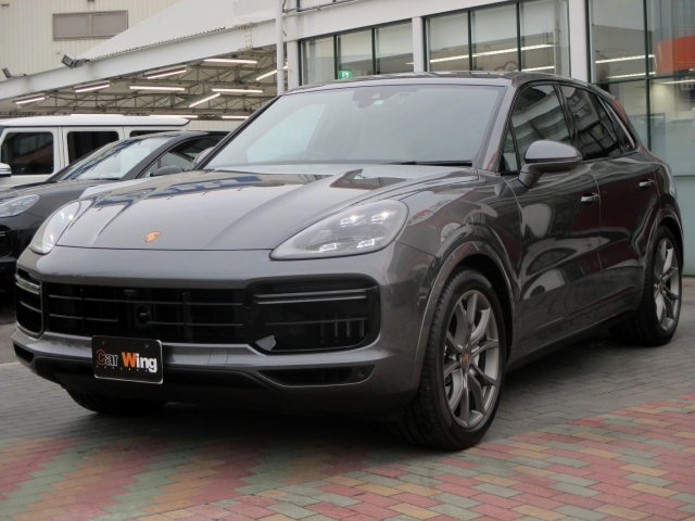 Import and buy PORSCHE CAYENNE 2019 from Japan to Nairobi, Kenya
