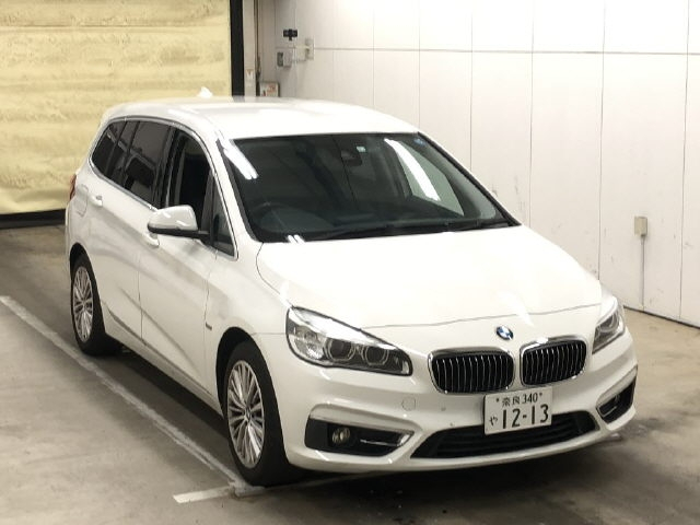 Import and buy BMW 2 SERIES 2016 from Japan to Nairobi, Kenya