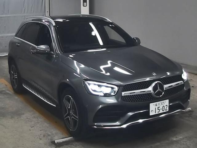 Import and buy MERCEDES BENZ GLC CLASS 2020 from Japan to Nairobi, Kenya