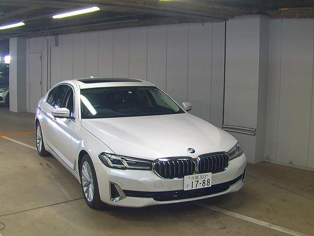 Import and buy BMW 5 SERIES 2021 from Japan to Nairobi, Kenya