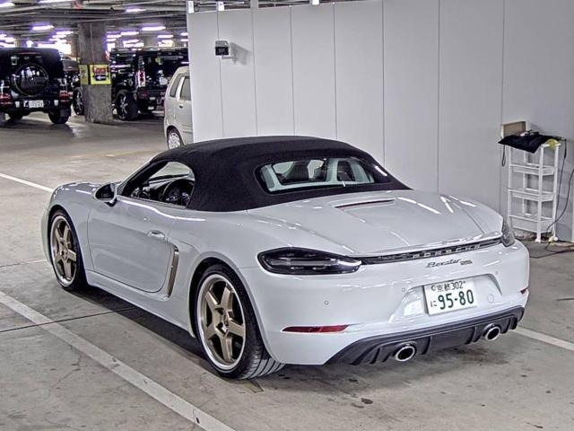 Import and buy PORSCHE BOXSTER 2021 from Japan to Nairobi, Kenya
