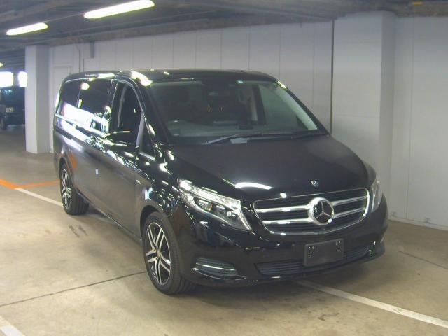 Import and buy MERCEDES BENZ V CLASS 2016 from Japan to Nairobi, Kenya