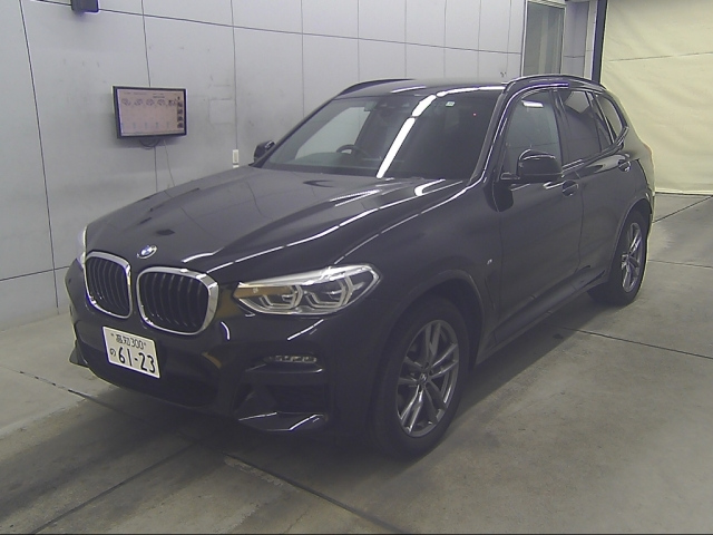 Import and buy BMW X3 2021 from Japan to Nairobi, Kenya