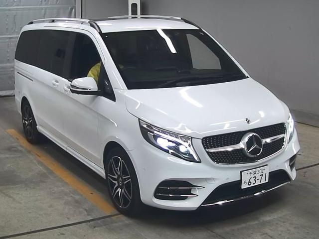 Import and buy MERCEDES BENZ V CLASS 2021 from Japan to Nairobi, Kenya