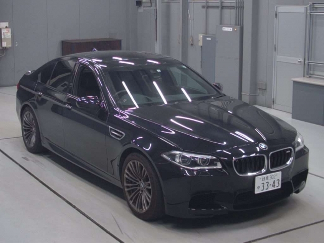Import and buy BMW M5 2016 from Japan to Nairobi, Kenya