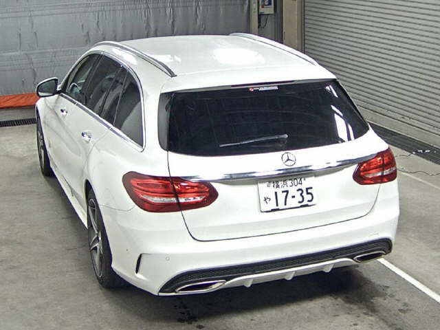 Import and buy MERCEDES BENZ C CLASS STATION WAGON 2015 from Japan to Nairobi, Kenya