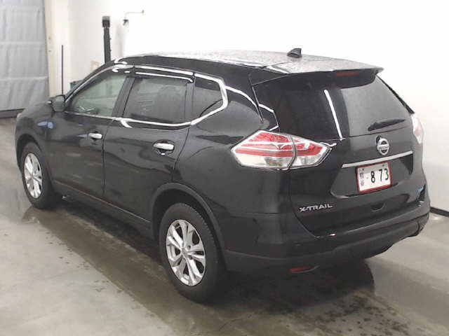 Buy NISSAN X-TRAIL (2015) from Japan auction and import to Kenya