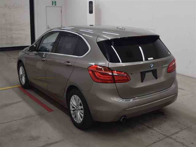 Import and buy BMW 2 SERIES 2015 from Japan to Nairobi, Kenya