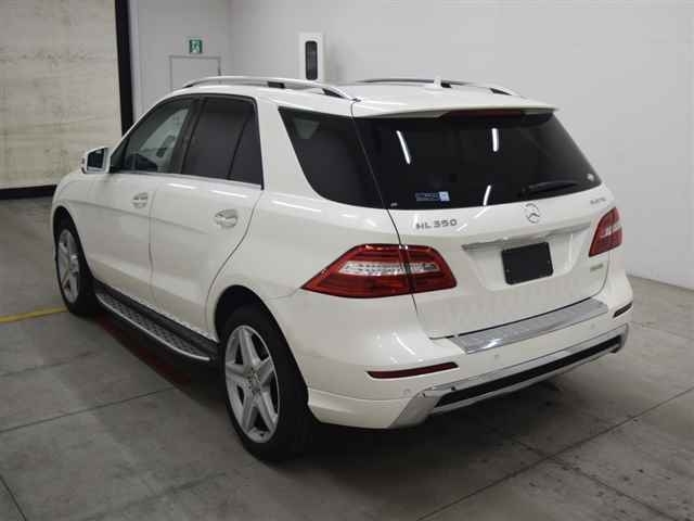Import and buy MERCEDES BENZ ML CLASS 2015 from Japan to Nairobi, Kenya
