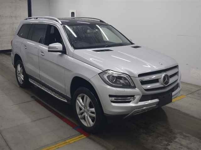 Import and buy MERCEDES BENZ GL CLASS 2016 from Japan to Nairobi, Kenya