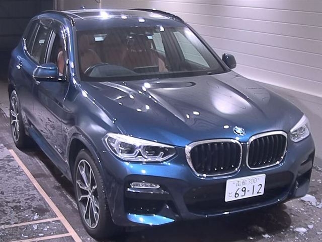 Import and buy BMW X3 2017 from Japan to Nairobi, Kenya