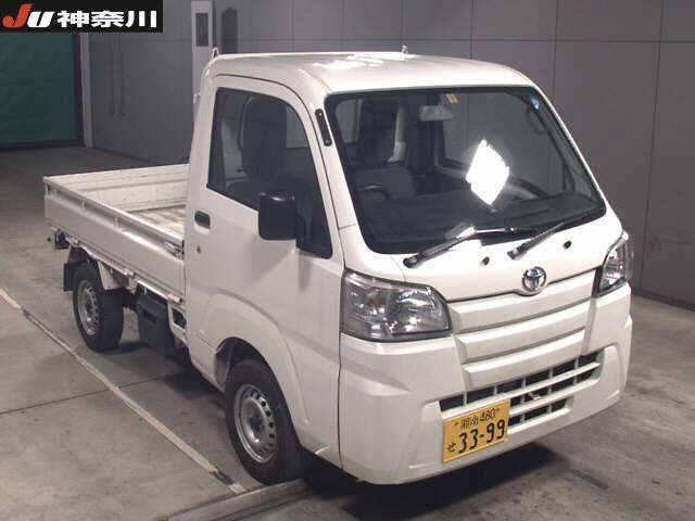 Import and buy TOYOTA PIXIS TRUCK 2015 from Japan to Nairobi, Kenya