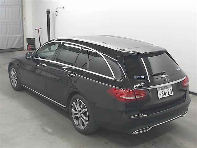 Import and buy MERCEDES BENZ C CLASS WAGON 2015 from Japan to Nairobi, Kenya