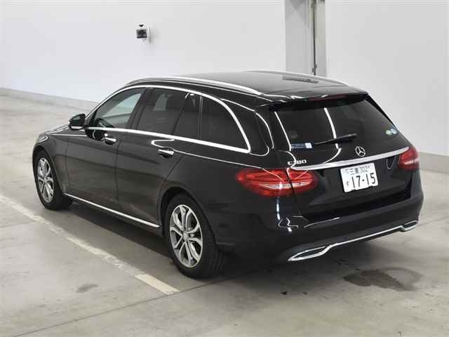 Import and buy MERCEDES BENZ C CLASS WAGON 2015 from Japan to Nairobi, Kenya