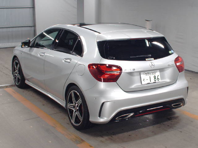 Import and buy MERCEDES BENZ BENZ A CLASS 2017 from Japan to Nairobi, Kenya