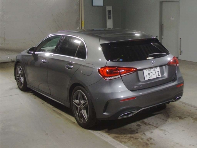 Import and buy MERCEDES BENZ A CLASS 2019 from Japan to Nairobi, Kenya