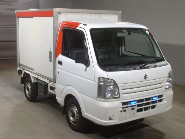 Import and buy SUZUKI CARRY TRUCK 2015 from Japan to Nairobi, Kenya