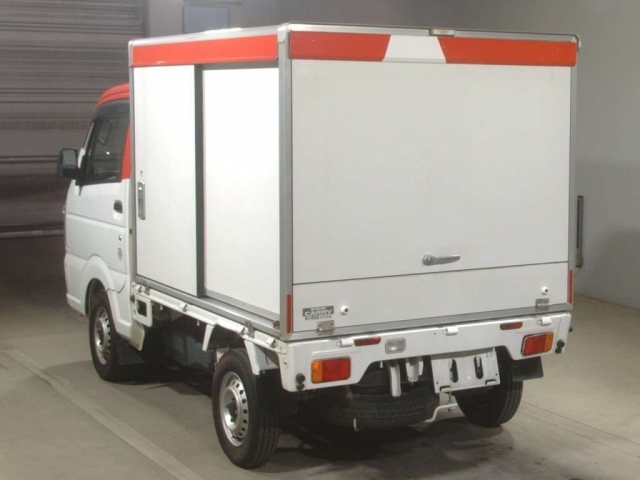 Import and buy SUZUKI CARRY TRUCK 2015 from Japan to Nairobi, Kenya