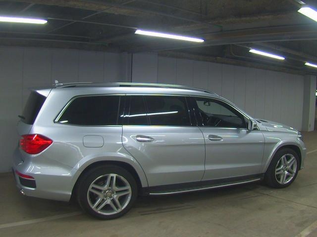 Import and buy MERCEDES BENZ GL CLASS 2015 from Japan to Nairobi, Kenya