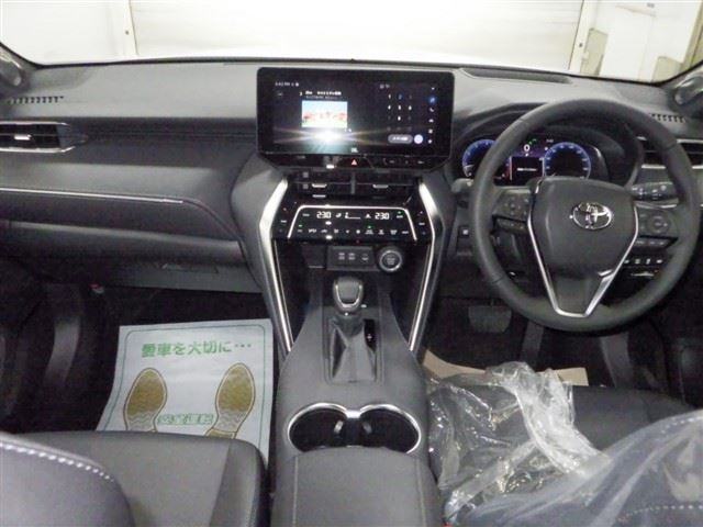 Import and buy TOYOTA HARRIER 2024 from Japan to Nairobi, Kenya