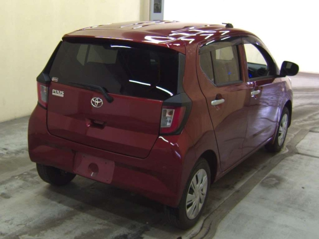 Import and buy TOYOTA PIXIS EPOCH 2022 from Japan to Nairobi, Kenya