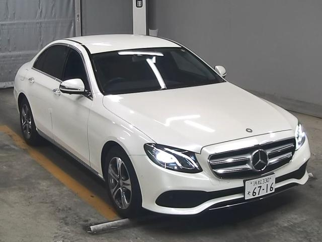 Import and buy MERCEDES BENZ E CLASS 2016 from Japan to Nairobi, Kenya